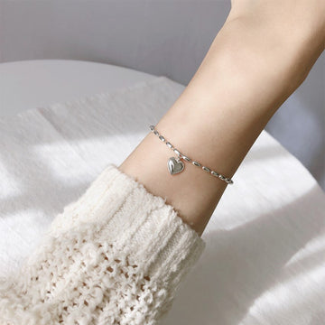 B908 - Silver Heart Bracelet