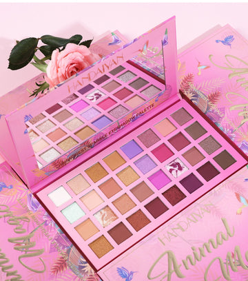 MA664 - 32 Colour Luxury Pearlescent Eye Shadow Palette