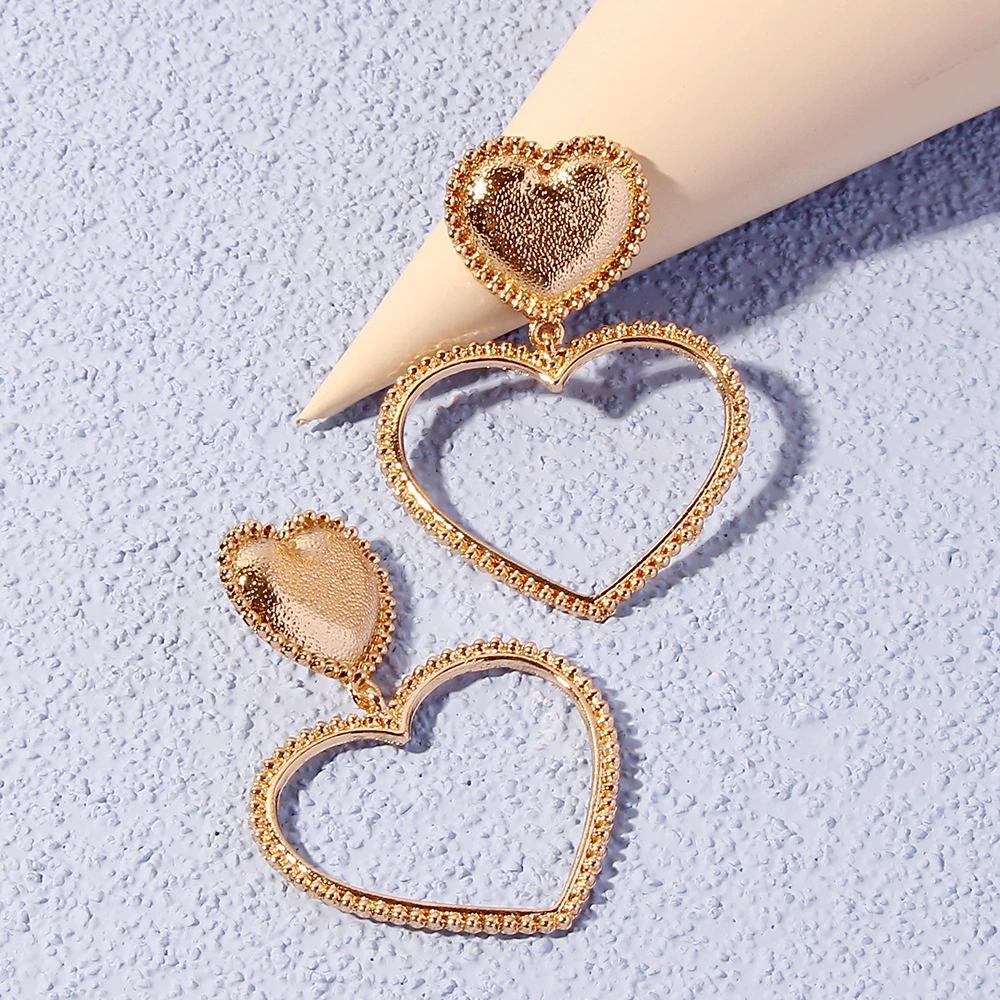 E1556 - Heart-shaped Pendant Earrings