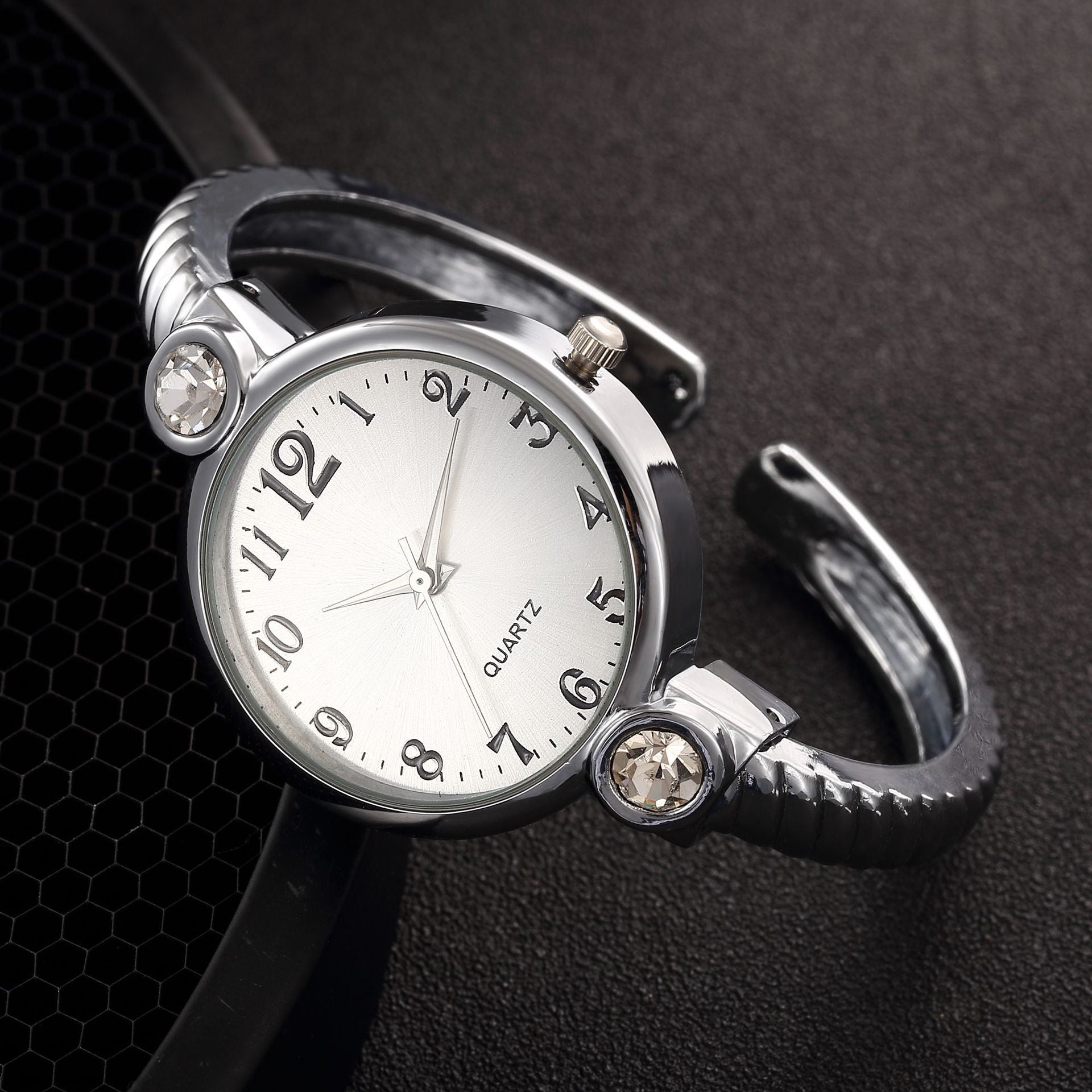 W3889 - Elegant Ladies Bracelet Fashion Watch