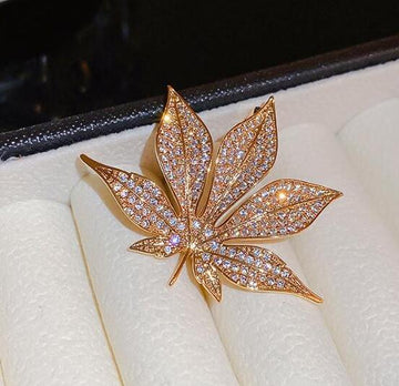 XSB112 - Golden Leaf Saree Brooch