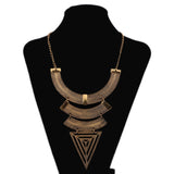 N1042 - Geometric triangular trade clavicle chain
