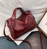 BP831 - Retro Wine Red Women's bag