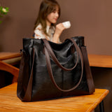 BP817 - The Rockridge Bag