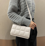 CL1277 - Elegant White Messenger Bag