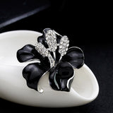 SB217 - Exquisite rose brooch