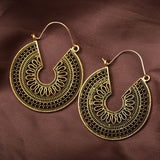 E1228 - Retro Hollow Metal Earrings