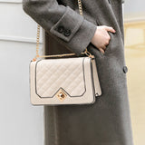 CL969 - Ella White Handbag