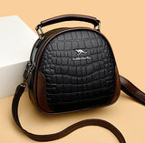 H1713 - Georgia Black Handbag