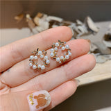 E1471 - Round Pearl Earrings