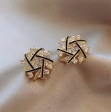 XE067 - Hollow Flower Earring