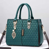 H1922 - Embossed Fashion Handbag