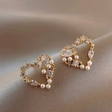 E1597 - Peach Heart Pearl Earrings