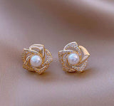 XE194 - Golden Pearl Floral Earrings