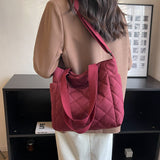 CL1353 -  Lattice Pattern Tote Shoulder Bags