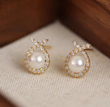 XE085 - Elegant Oval Pearl Earrings
