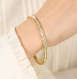 B950 - White Gemstone Fashion Bracelet